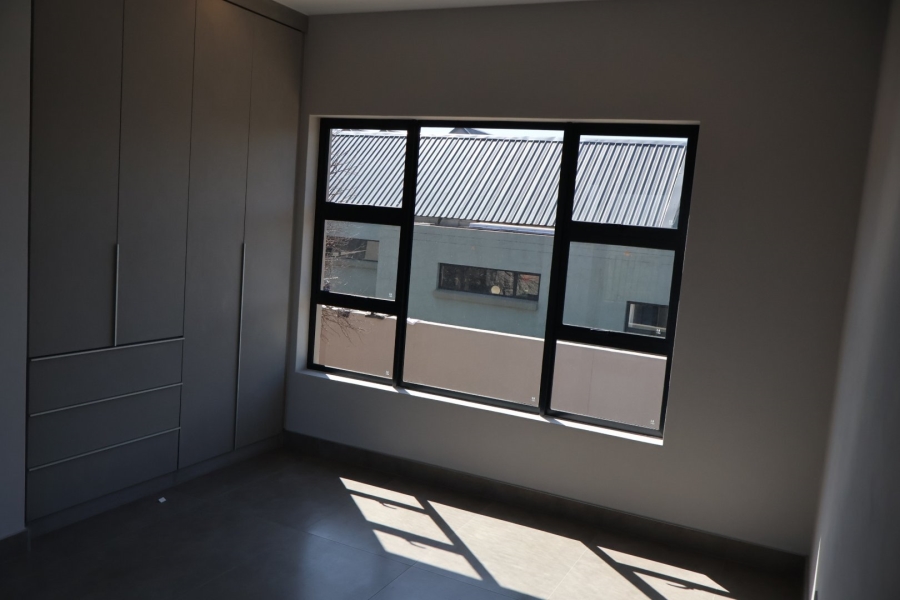 5 Bedroom Property for Sale in Kosmos North West